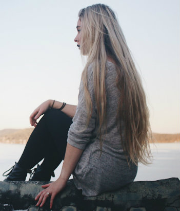 Modne tuniki, które warto mieć w swojej szafie 