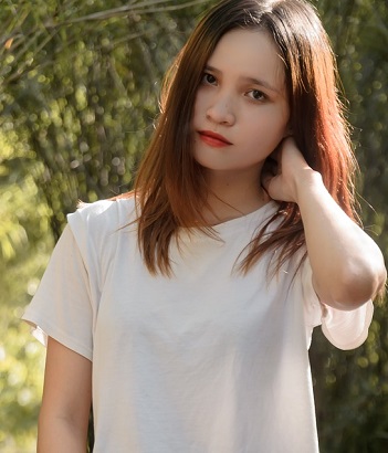 Baza w garderobie: bluzki basic