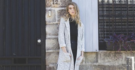 DŁUGIE SWETRY: CIEKAWE MODELE