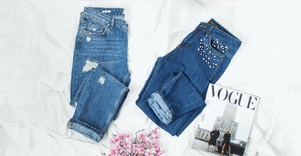 HOT TREND: MOM’S JEANS