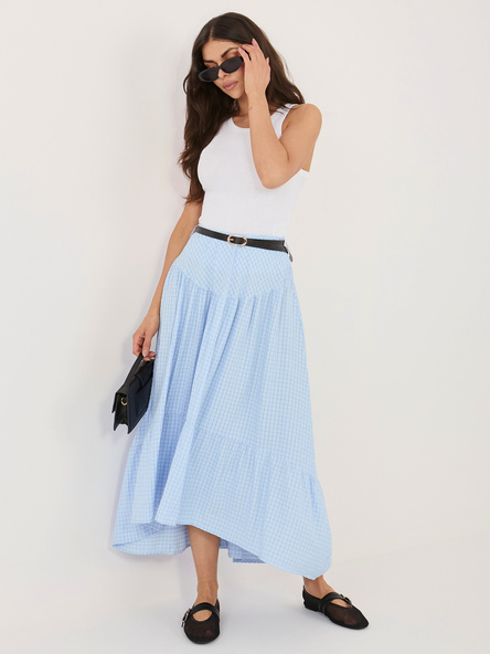 Jasnoniebieska długa spódnica z falbaną