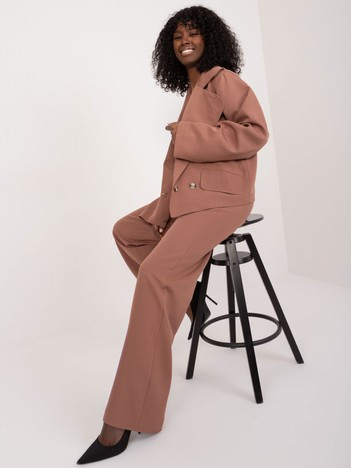 Brązowa elegancka marynarka oversize z zapięciem