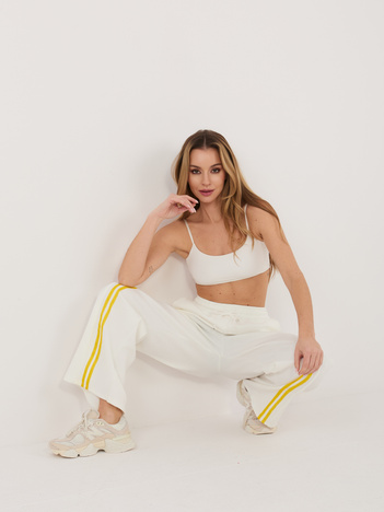 Ecru dresowe spodnie z kontrastowymi lampasami RUE PARIS