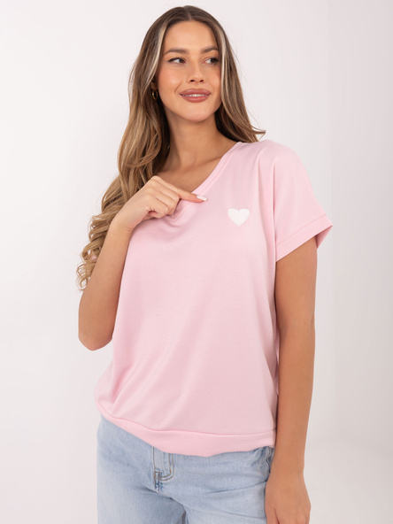 Jasnoróżowa damska bluzka z haftem w kształcie serca