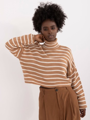 Camelowy sweter golf w paski