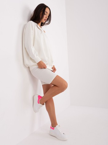 Ecru damski komplet casualowy z kolarkami