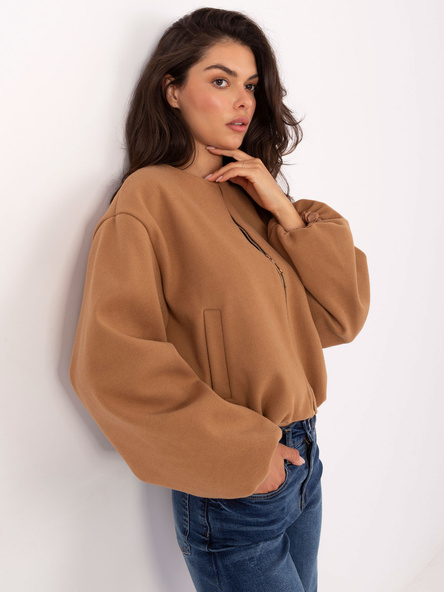 Camelowa kurtka z bufiastymi rękawami