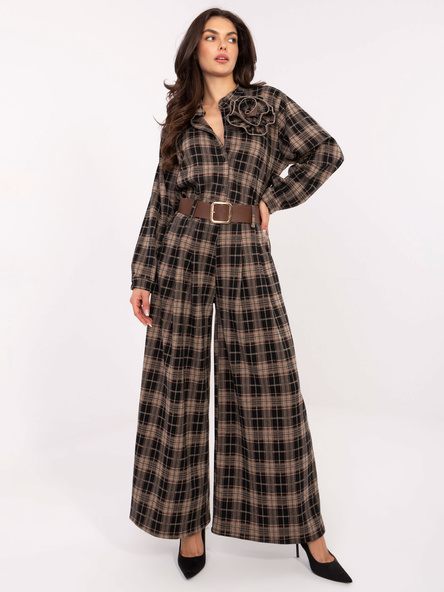 Czarne flanelowe spodnie w kratę