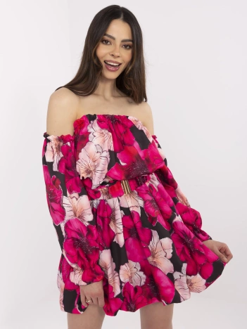 Czarno-różowa sukienka hiszpanka z paskiem