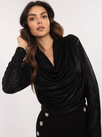 Czarna połyskująca bluzka na imprezę