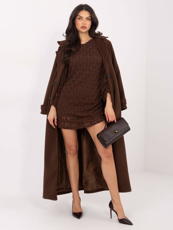 Czekoladowa koktajlowa sukienka z koronki