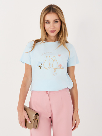 Jasnoniebieski bawełniany t-shirt z haftem