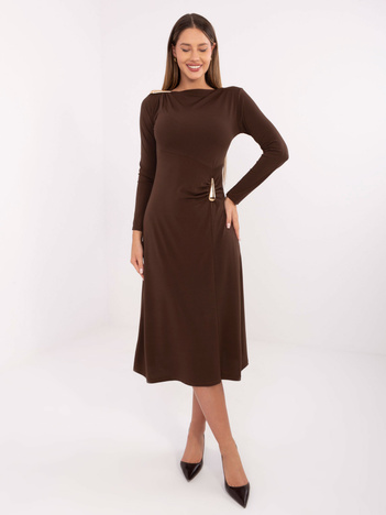 Brązowa trapezowa sukienka z drapowaniem