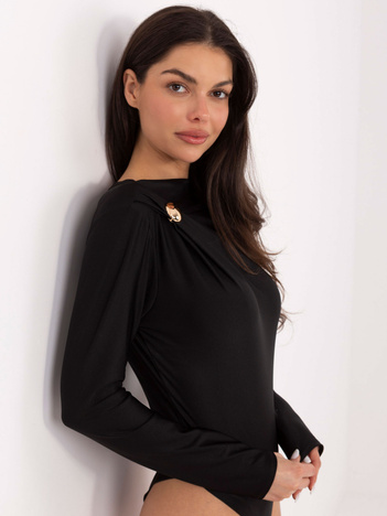 Czarne eleganckie body z ozdobnym detalem
