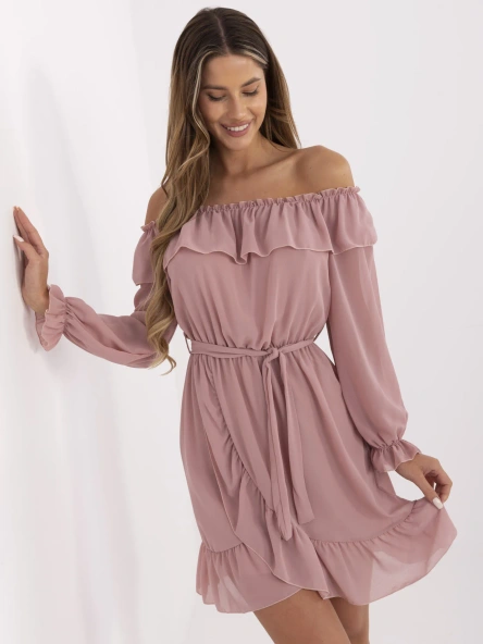 Brudnoróżowa sukienka boho z paskiem Farren OCH BELLA