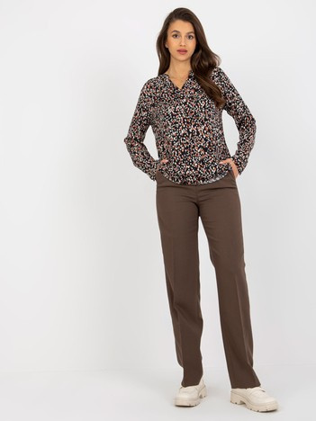 Czarna bluzka z nadrukiem i dekoltem w serek SUBLEVEL