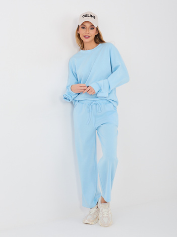 Pastelowy niebieski komplet z miękkiego materiału