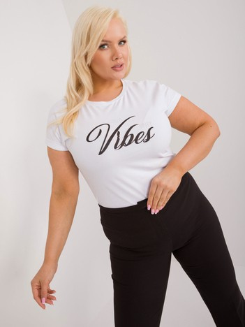 Biały t-shirt plus size z okrągłym dekoltem