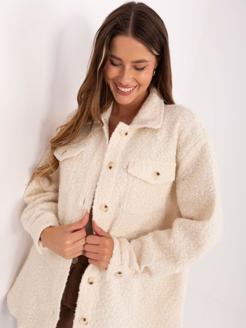 Jasnobeżowa damska koszula wierzchnia boucle oversize z kołnierzykiem