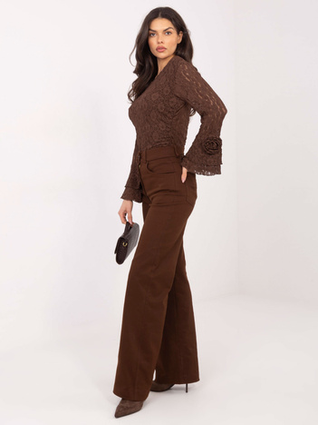 Brązowe jeansowe spodnie straight leg