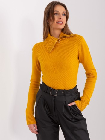 Musztardowy sweter golf z wiskozą