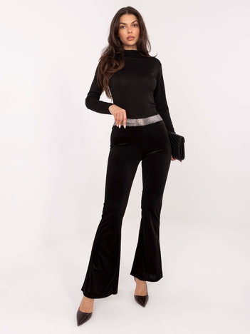 Czarne welurowe spodnie z ozdobnym pasem