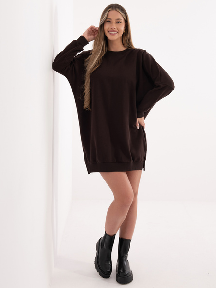 Czekoladowa sukienka basic o kroju oversize