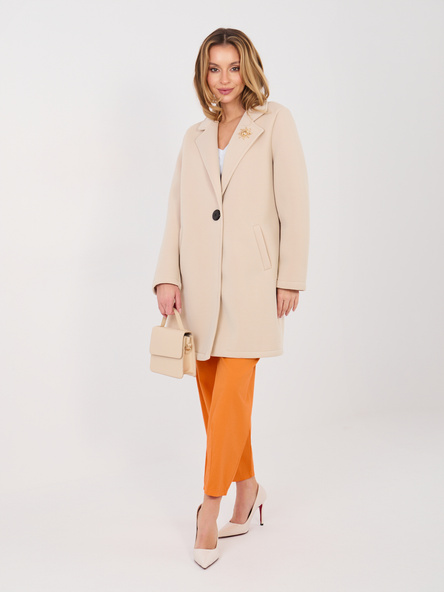 Beżowy piankowy płaszcz z broszką RUE PARIS