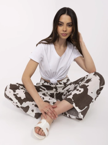 Biały damski t-shirt z dekoltem V BASIC FEEL GOOD