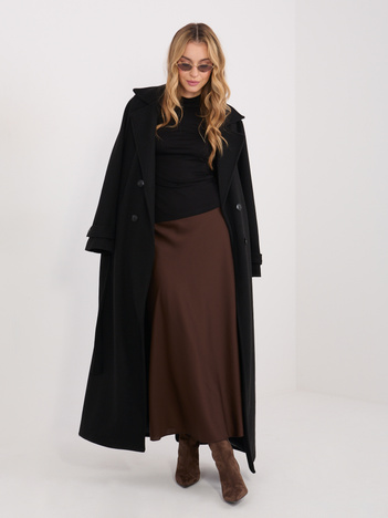 Czarna dopasowana bluzka z półgolfem