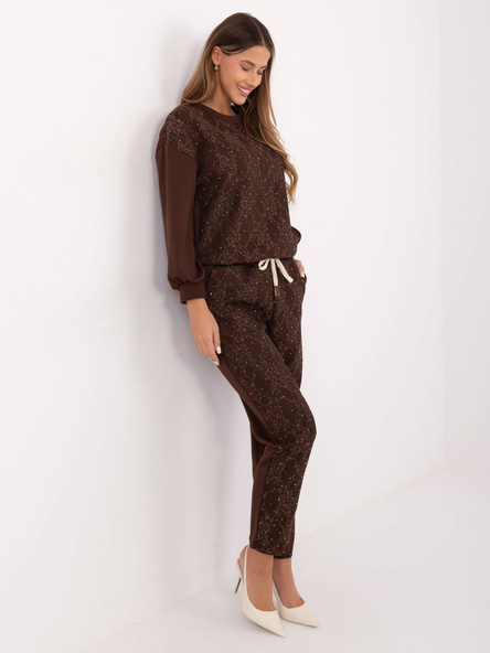 Brązowy dwuczęściowy komplet z dżetami