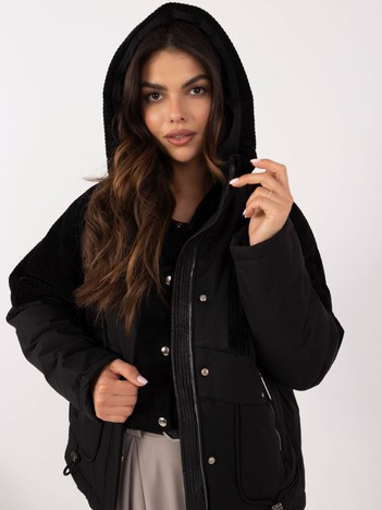Czarna damska kurtka przejściowa ze ściągaczami