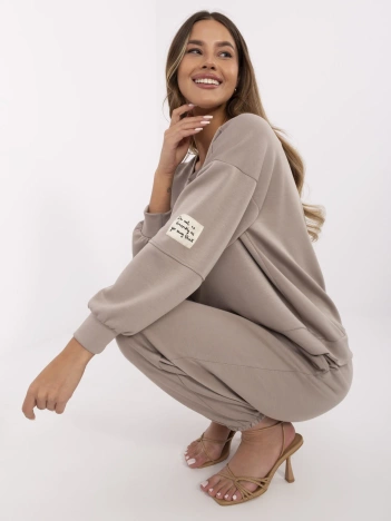 Ciemnobeżowy dresowy komplet z bluzą bez kaptura