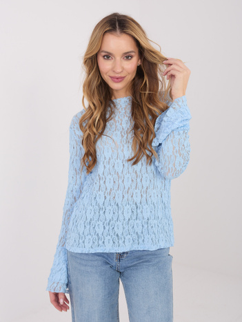 Jasnoniebieska dopasowana bluzka z koronki