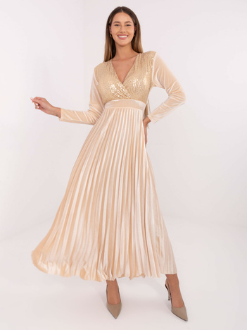 Jasnobeżowa welurowa sukienka z plisowanym dołem