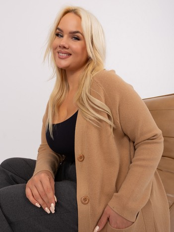 Camelowy rozpinany sweter plus size