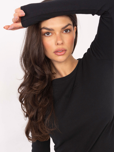 Czarna dopasowana bluzka z bawełny