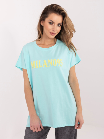Miętowy damski t-shirt oversize z rozcięciami