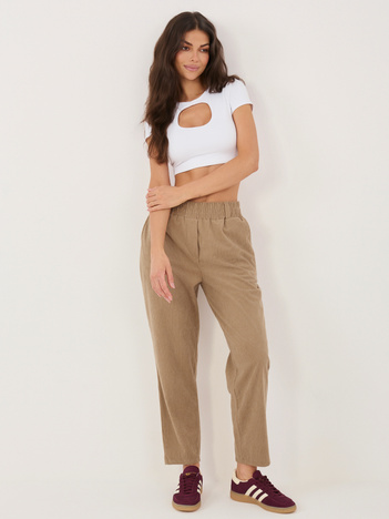 Ciemnobeżowe sztruksowe spodnie z nogawką 7/8 RUE PARIS