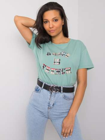 Pistacjowy t-shirt z napisem Elani