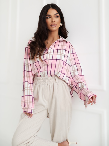 Jasnoróżowa damska koszula oversize w kratę