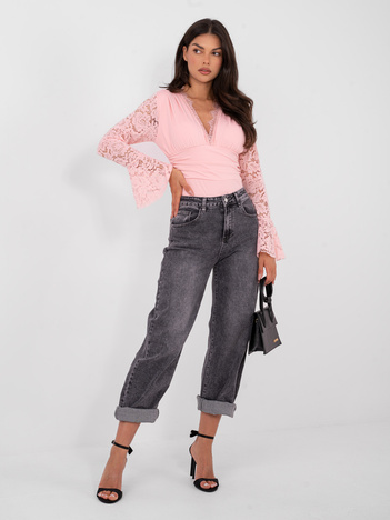 Jasnoróżowe eleganckie body z dekoltem V