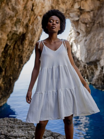 Biała sukienka z falbaną Manon RUE PARIS