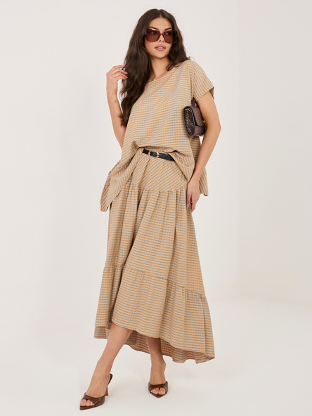 Camelowa rozkloszowana spódnica od kompletu