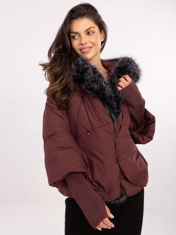 Bordowa puchowa kurtka z odpinanymi ściągaczami