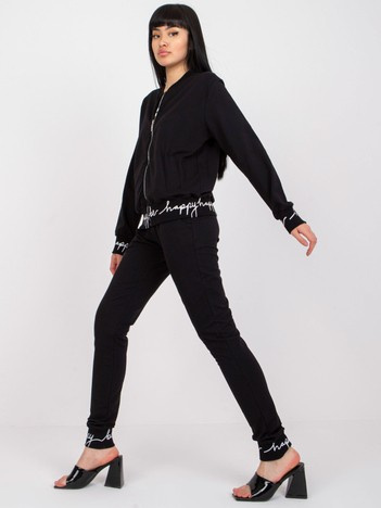 Czarny komplet casualowy ze spodniami