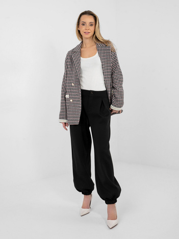 Czarne dresowe spodnie z ozdobnym guzikiem