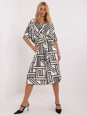 Ecru wzorzysty kombinezon z wiązaniem na plecach