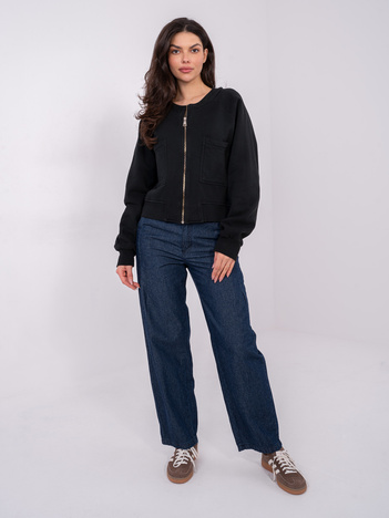 Czarna krótka bluza z okrągłym dekoltem