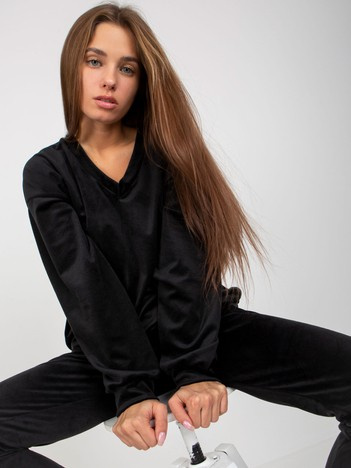 Czarna bluzka welurowa z dekoltem w serek RUE PARIS
